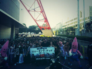 Illustration for article titled Here's What a Thousand Zombies Attacking Tokyo Looks Like